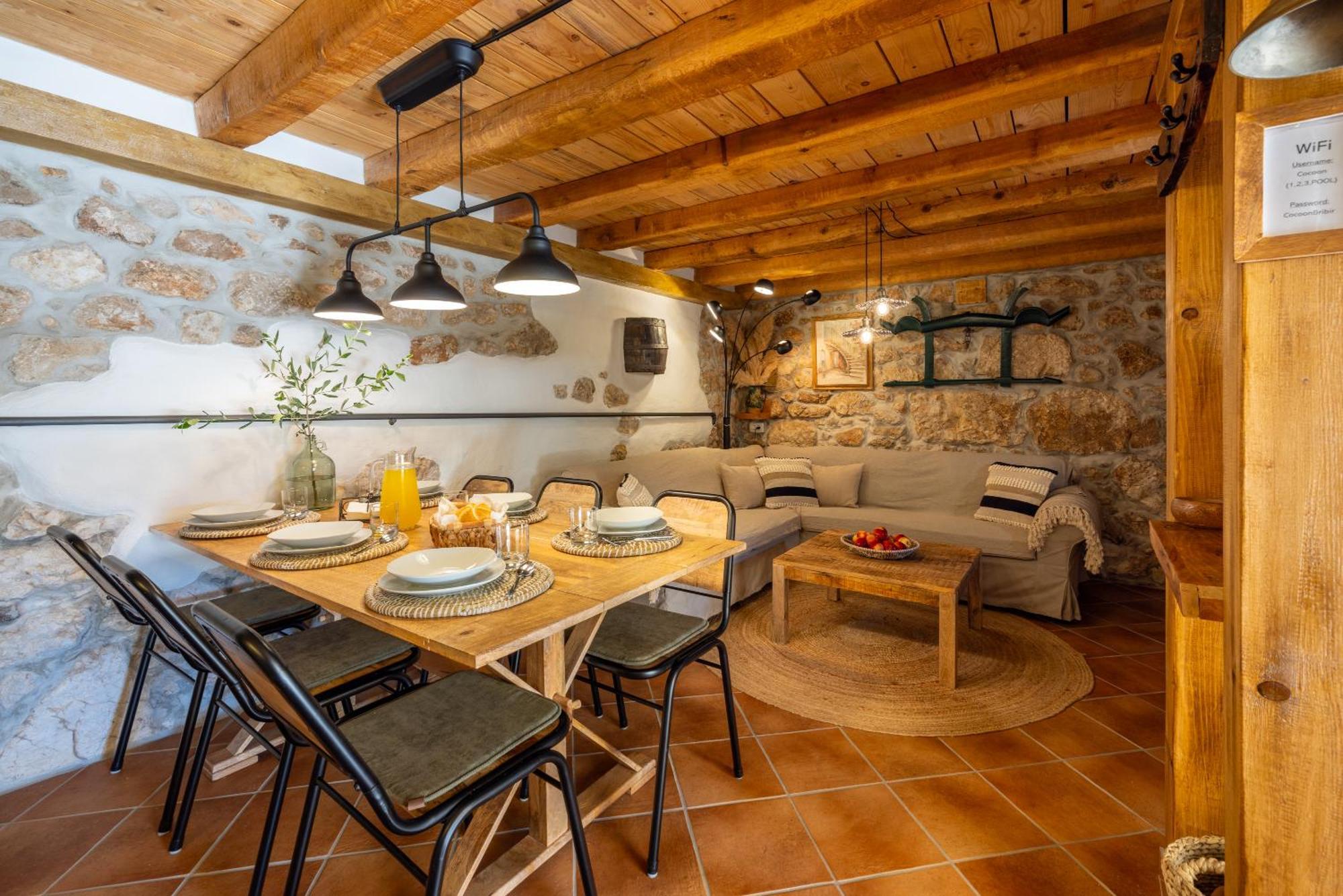 Villa Cocoon - Vacation Home With Heated Pool & Garden ブリビル エクステリア 写真