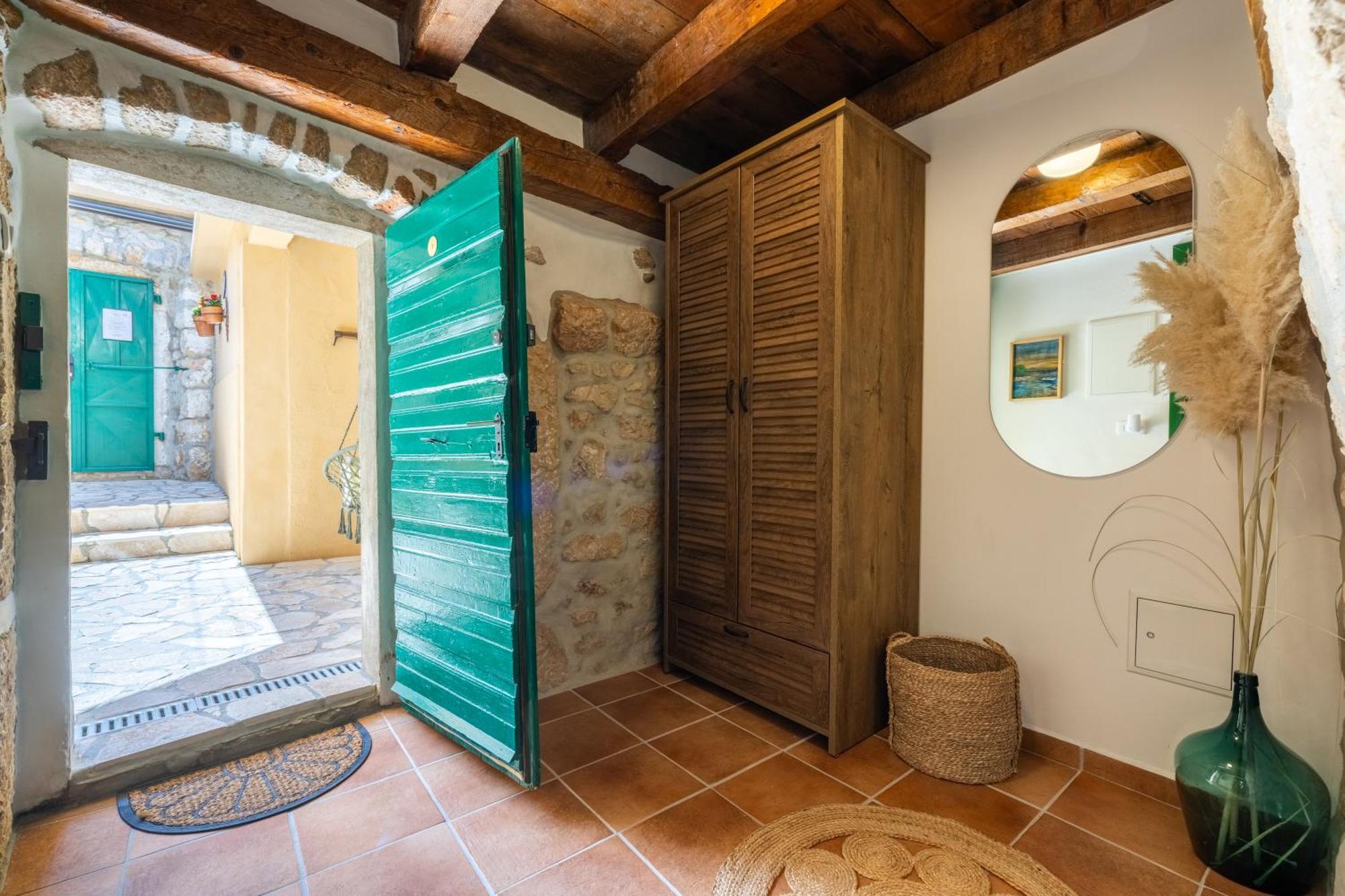 Villa Cocoon - Vacation Home With Heated Pool & Garden ブリビル エクステリア 写真