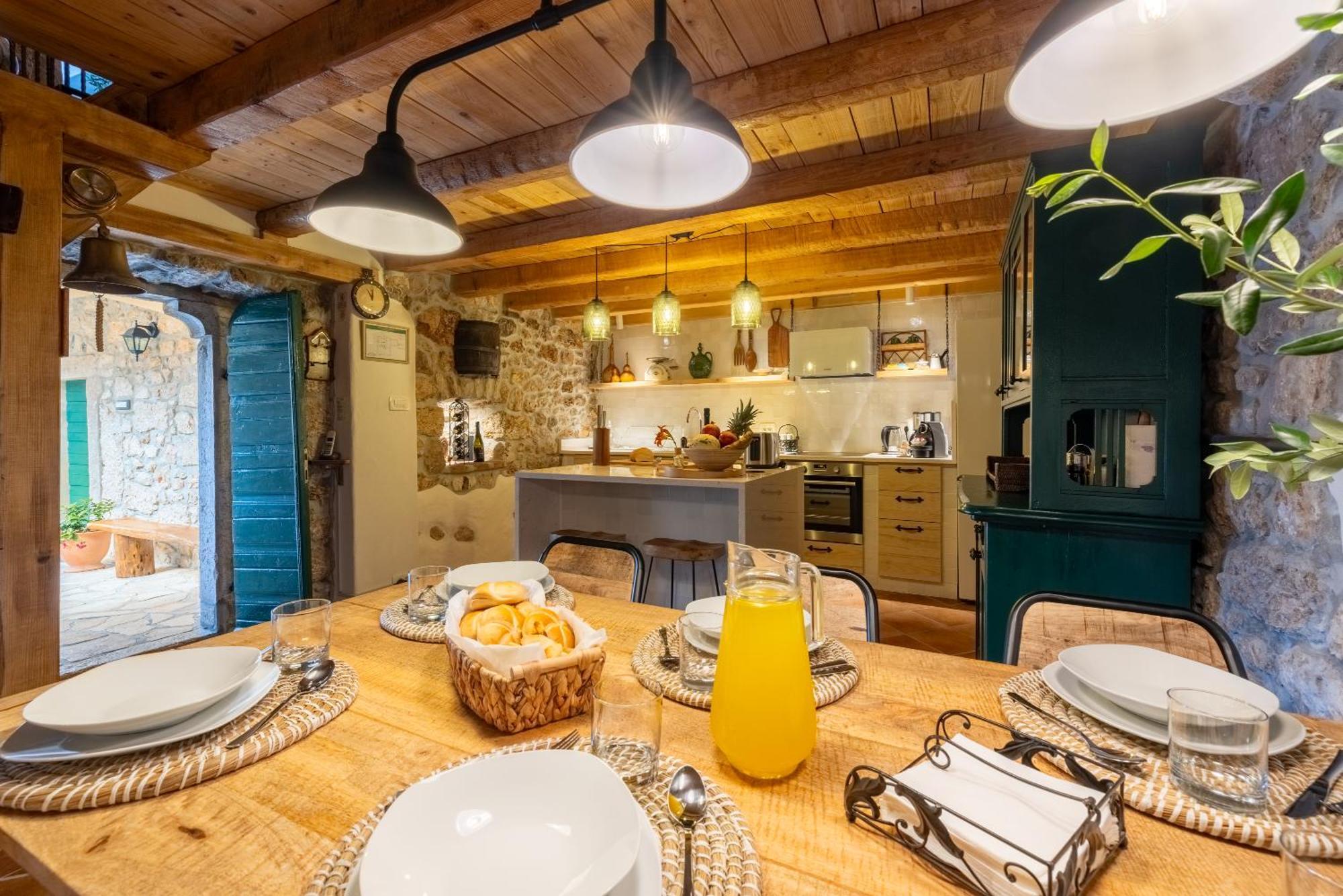 Villa Cocoon - Vacation Home With Heated Pool & Garden ブリビル エクステリア 写真